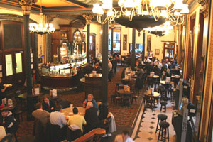 Traditional evening in a London Pub