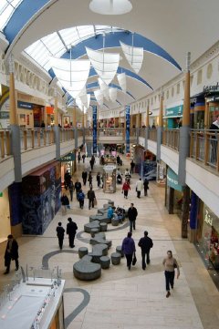 Large London SHopping Centre 